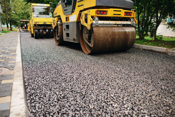 Best Asphalt Driveway Paving in Euless, TX